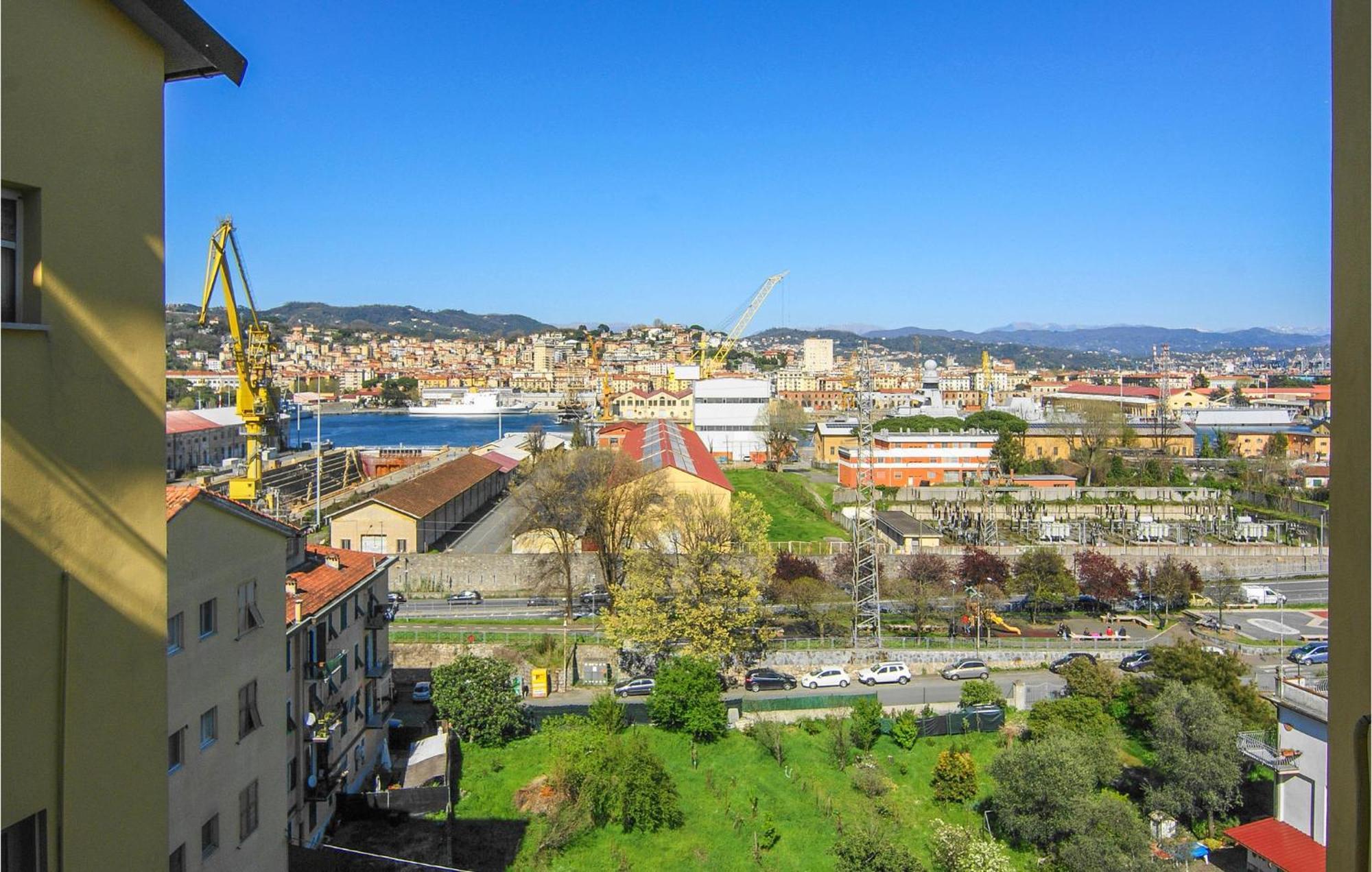 Cozy Apartment In La Spezia With Wifi Zewnętrze zdjęcie